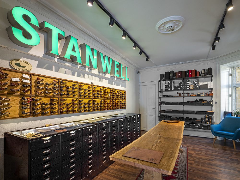 The Danish Pipe Shop — interiør